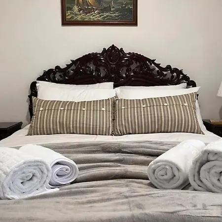 Vintage House Apartment